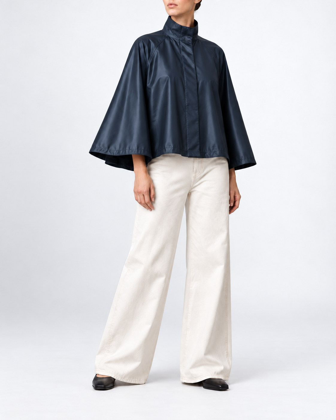 Audrey Water-Resistant Cape in blue
