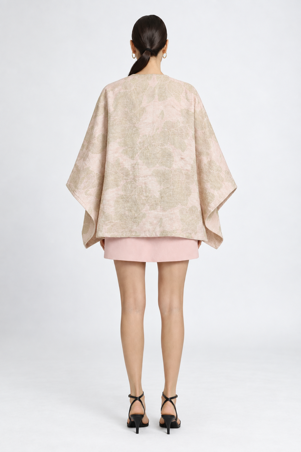 Clara Poncho Limited Edition in pink jacquard, back view