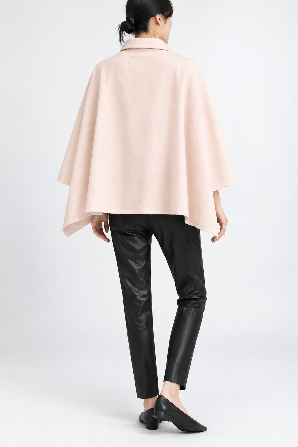 Mia Water-Resistant Cape